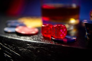 Live table variety with different dealer angles